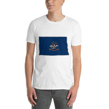 Men's T-Shirt - North Dakota - State Flag